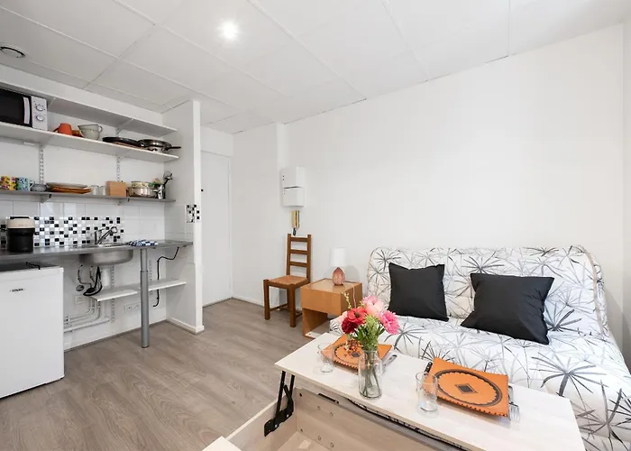 Le Champs Elysees - A 2 Pas De La Gare