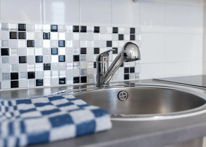 Le Champs Elysees - A 2 Pas De La Gare